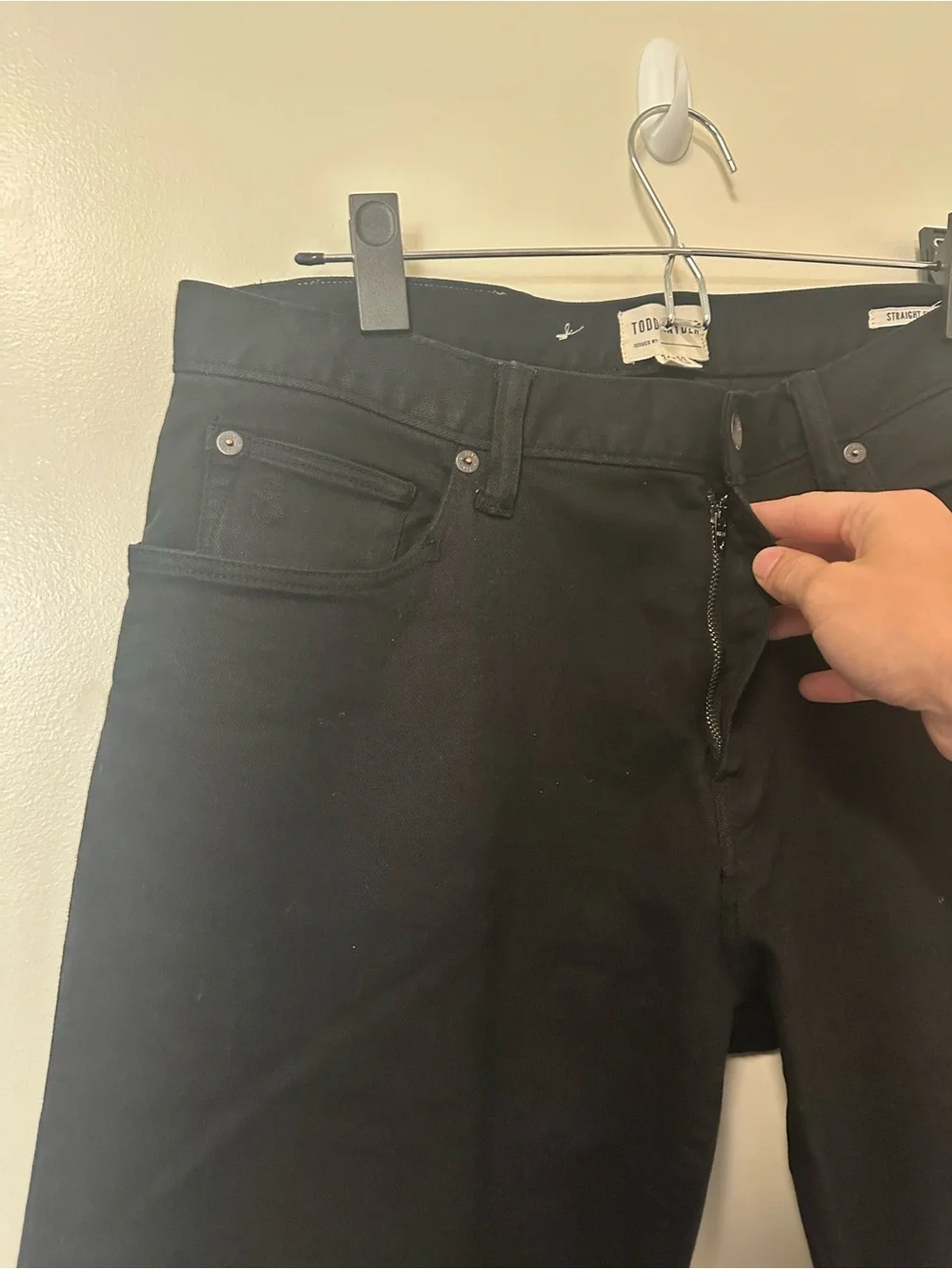 Todd Snyder Straight Fit 5-Pocket Chino Jean Size 31 x 32 Black Classic